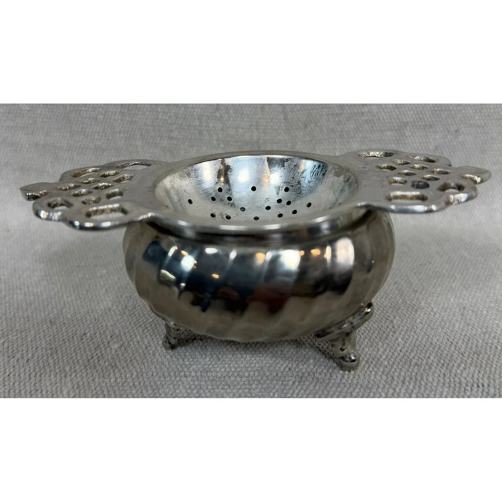 Vintage Silver Tone Tea Strainer Set with Footed Drip Bowls Sunburst Lattice 4pc
